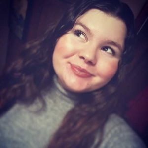 Meet your Posher, Macy